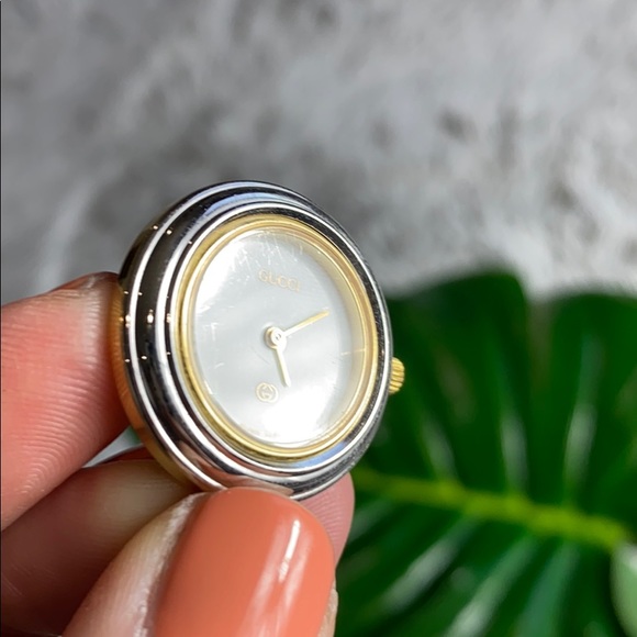 Gucci authentic vintage color change  bezel watch - Picture 7 of 7